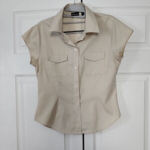 New York & Company Beige Short Sleeve Blouse